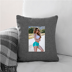 Yanet Garcia Fitness Icon Style Yanet Garcia Pillows Cover