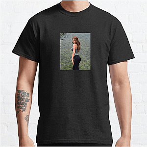 Yanet Garcia Weather Queen Model Yanet Garcia T-Shirts