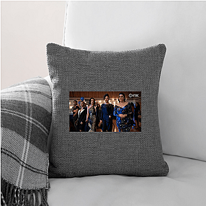 Yellowjackets Embrace The Wild Yellowjackets Pillows Cover