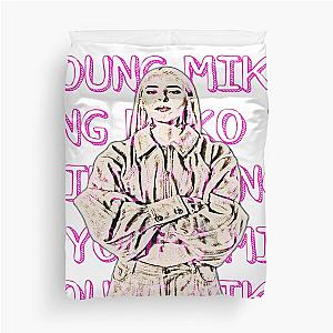 Ĝrafiti young miko Duvet Cover